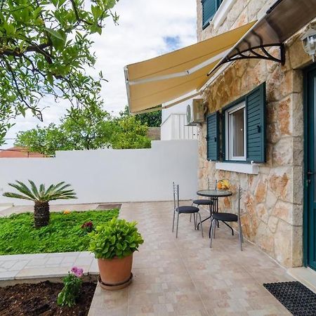 דוברובניק Apartments Lena & Lara מראה חיצוני תמונה