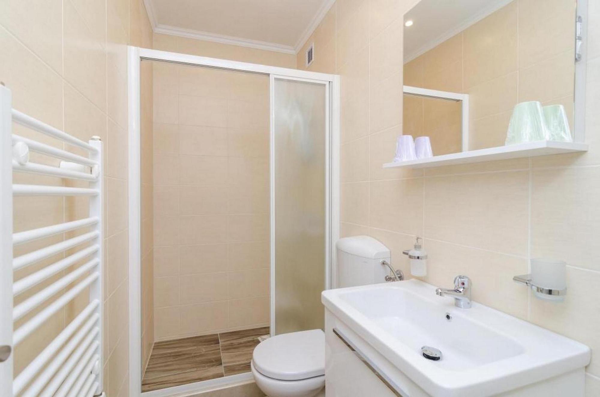 דוברובניק Apartments Lena & Lara מראה חיצוני תמונה