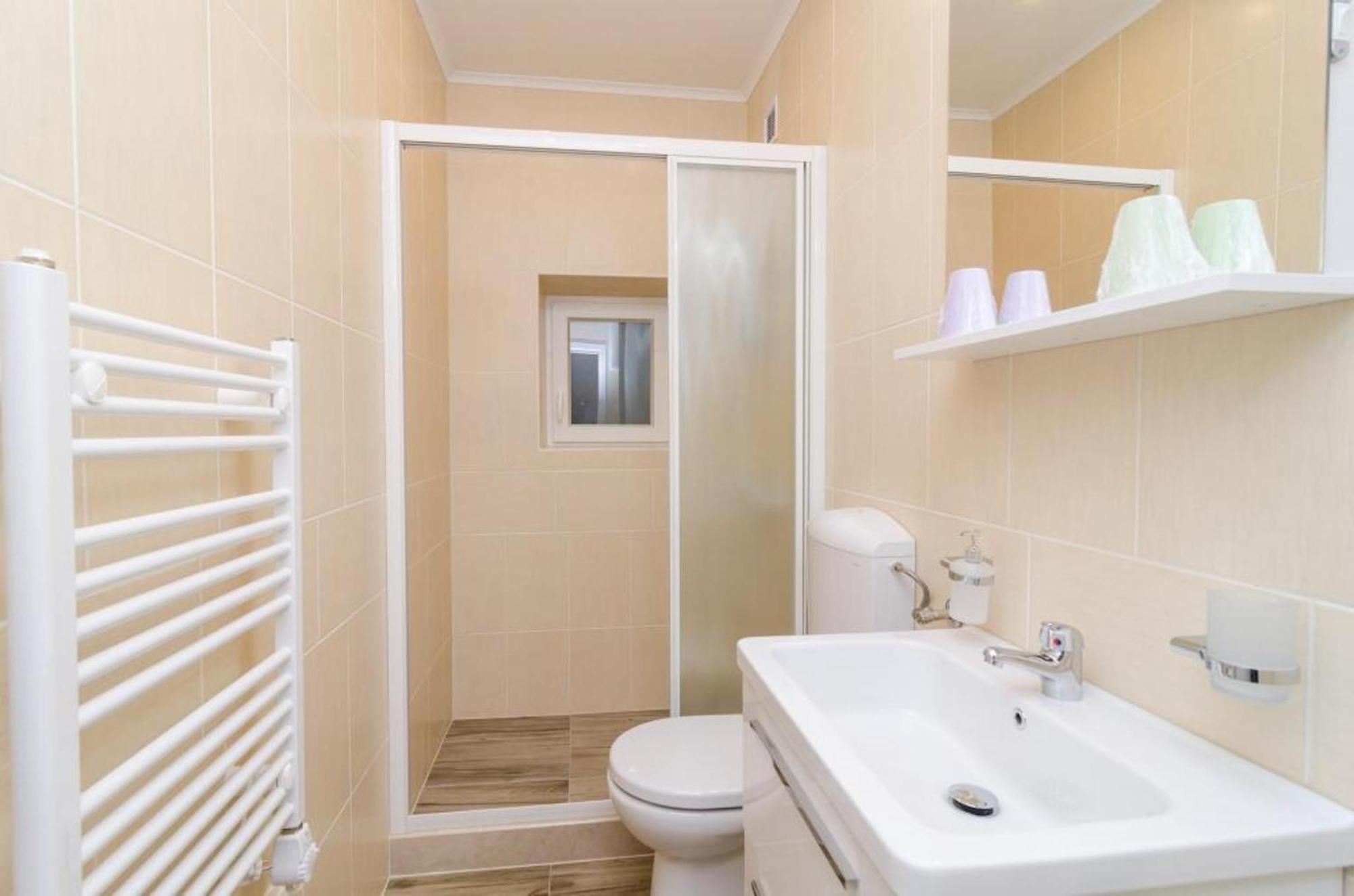 דוברובניק Apartments Lena & Lara מראה חיצוני תמונה