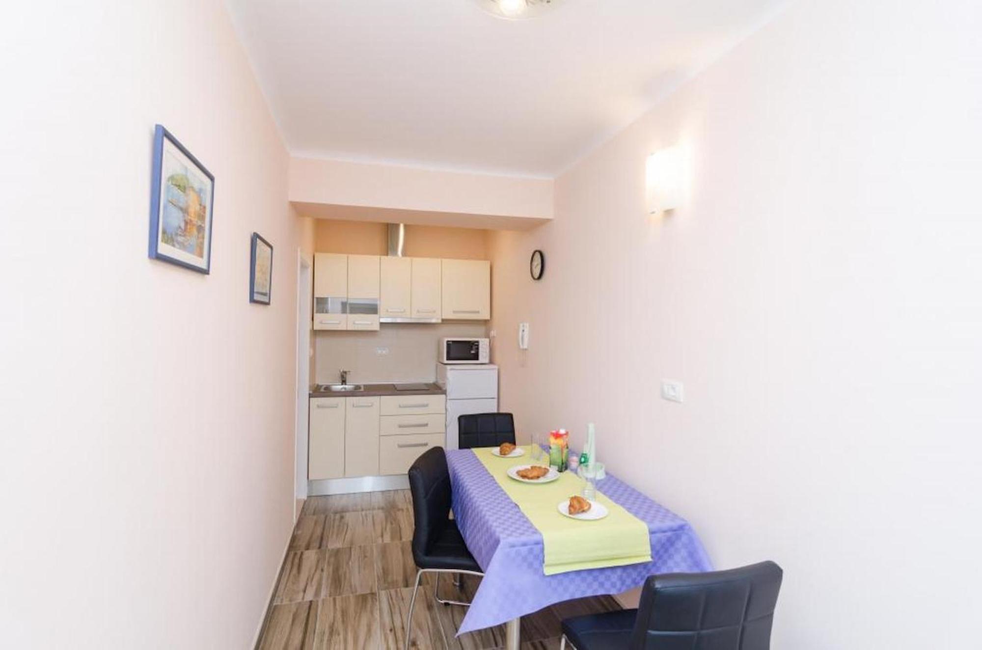 דוברובניק Apartments Lena & Lara חדר תמונה